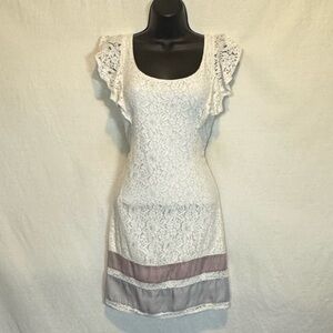H-52 American Eagle Outfitters Cream Lace Ruffle Cap Sleeve MIDI Dress Size‎ XS